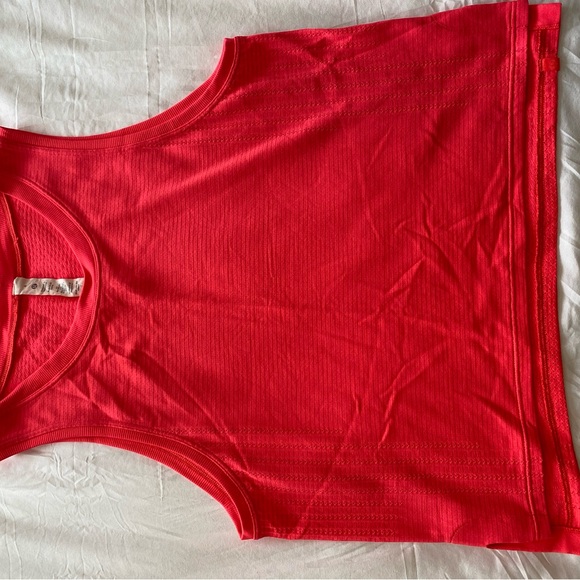 lululemon athletica Vibrant Red Tank Top - Picture 4 of 4